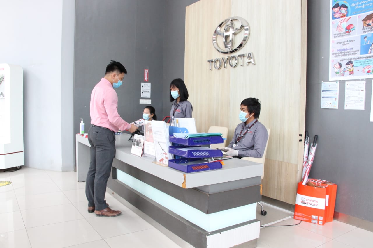 Toyota-Myanmar-Sales dealer2